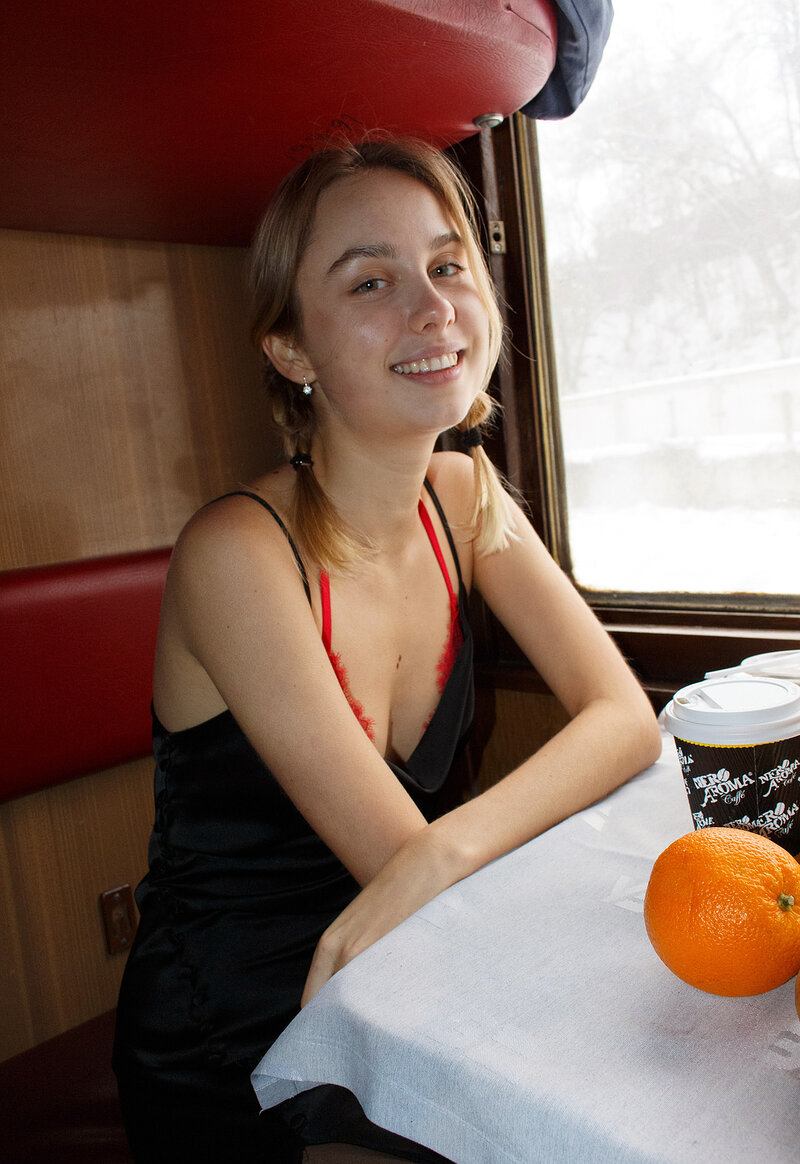 Верочка, 24